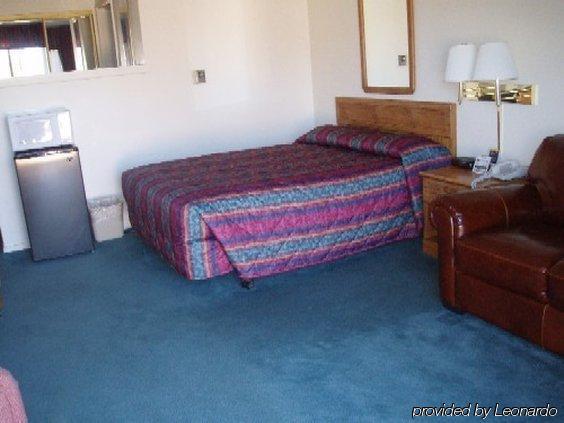 White Oaks Hotel Lompoc Room photo